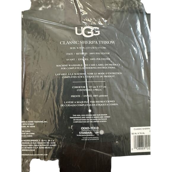UGG Melange Sherpa Throw 50" x 70" Color: Off Black New - Picture 5 of 5